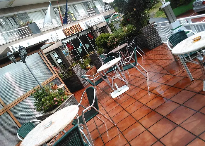 Internacional Hotel 2*