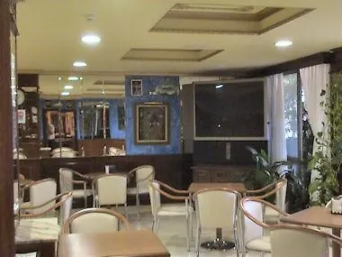 Internacional Hotel